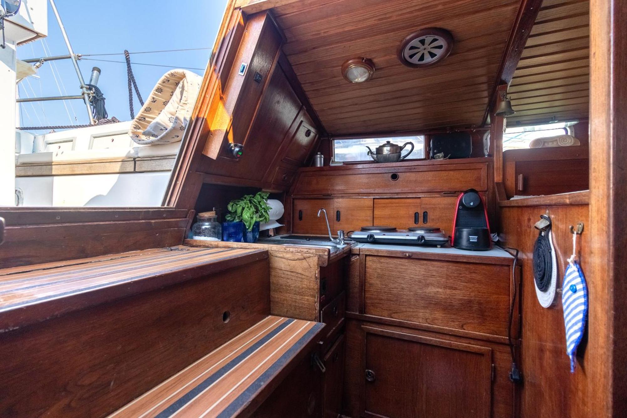 מלון בארי Quo Vadis Yacht מראה חיצוני תמונה